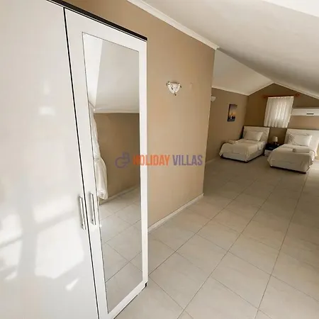 Rena 1 فتحية